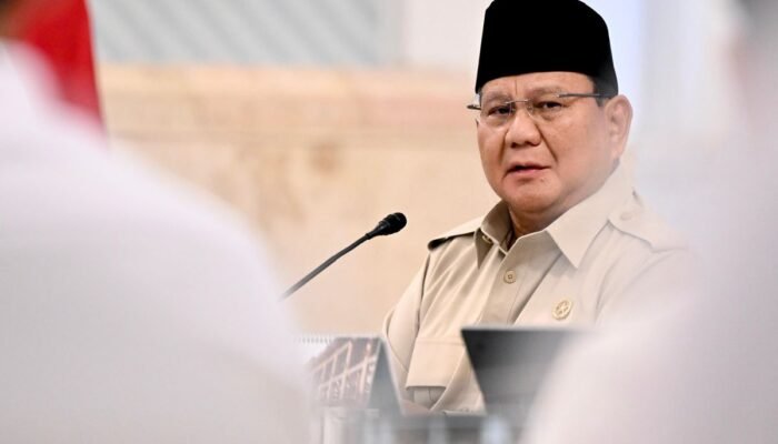 PRABOWO SIAPKAN JURUS “IKAT PINGGANG” RADIKAL: DEFISIT APBN TERANCAM JEBOL 4%, TELADANI LANGKAH EKSTREM PAKISTAN