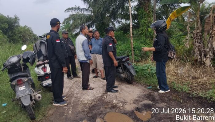 Ibrahim Didampingi YLBH CCI Dumai Siap Gugat Penggarap Tanah di RT 12 Bukit Batrem